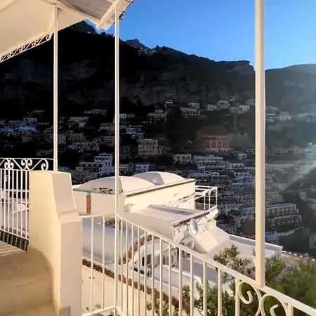 Queen View - No Kitchen * 포지타노