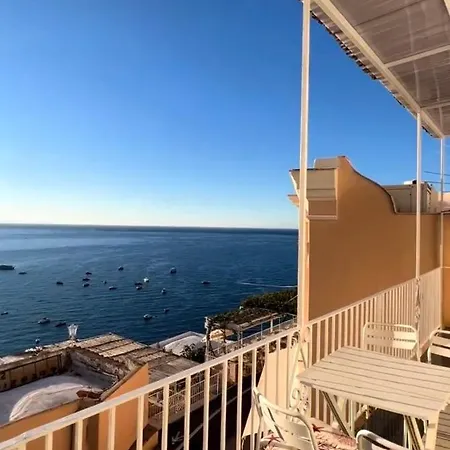 Apartment Queen View - No Kitchen
